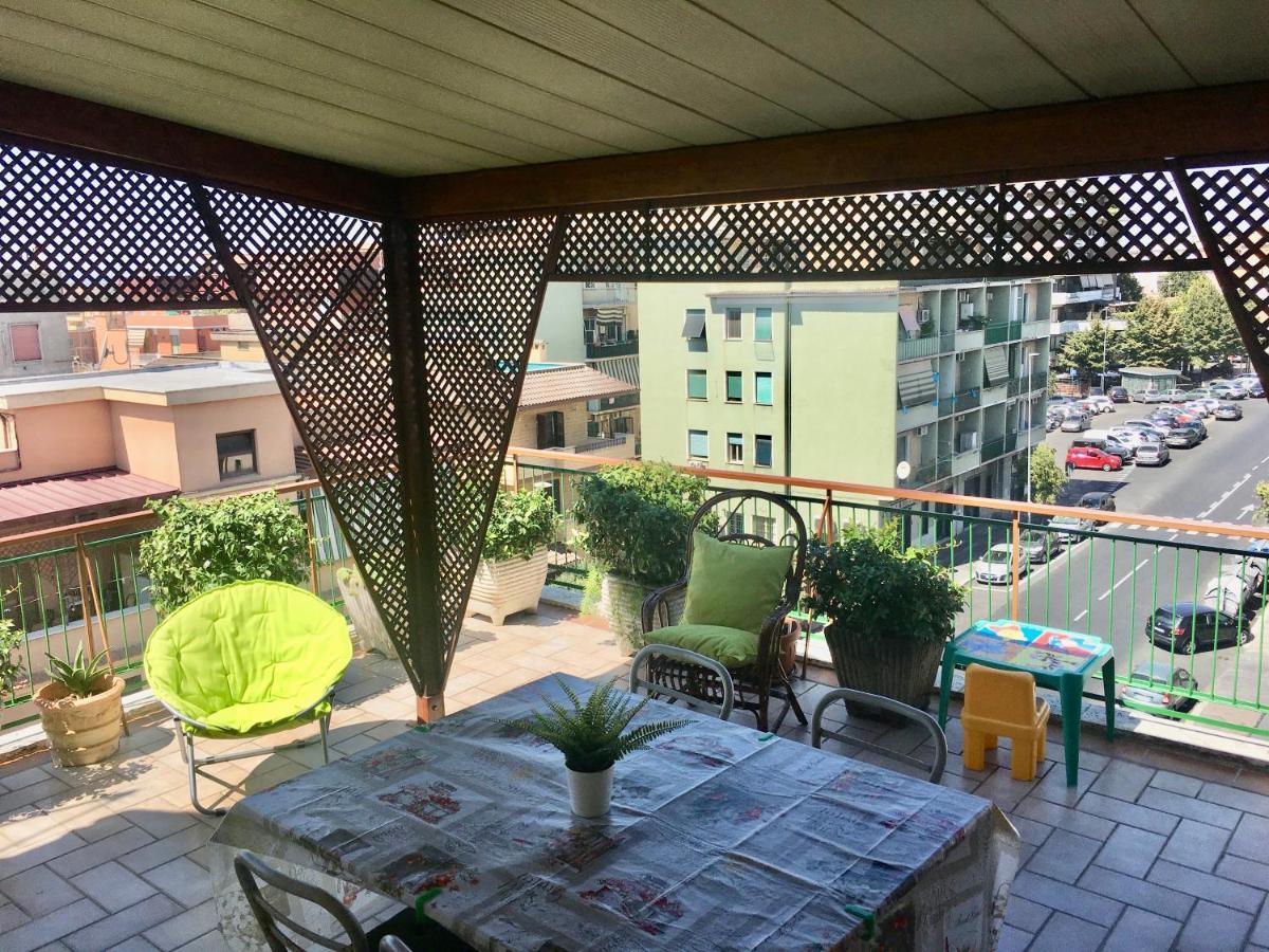 Panoramic And Bright Penthouse Is Waiting For You Apartment Rome Exterior photo